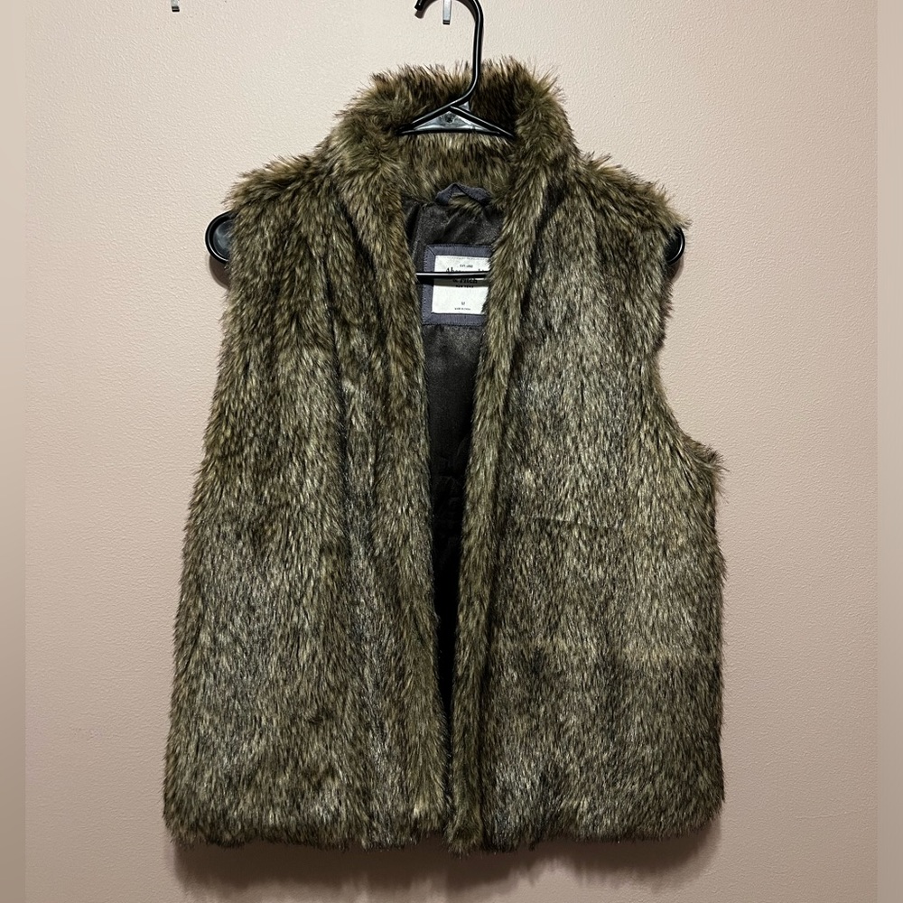 Abercrombie & Fitch Fur Vest